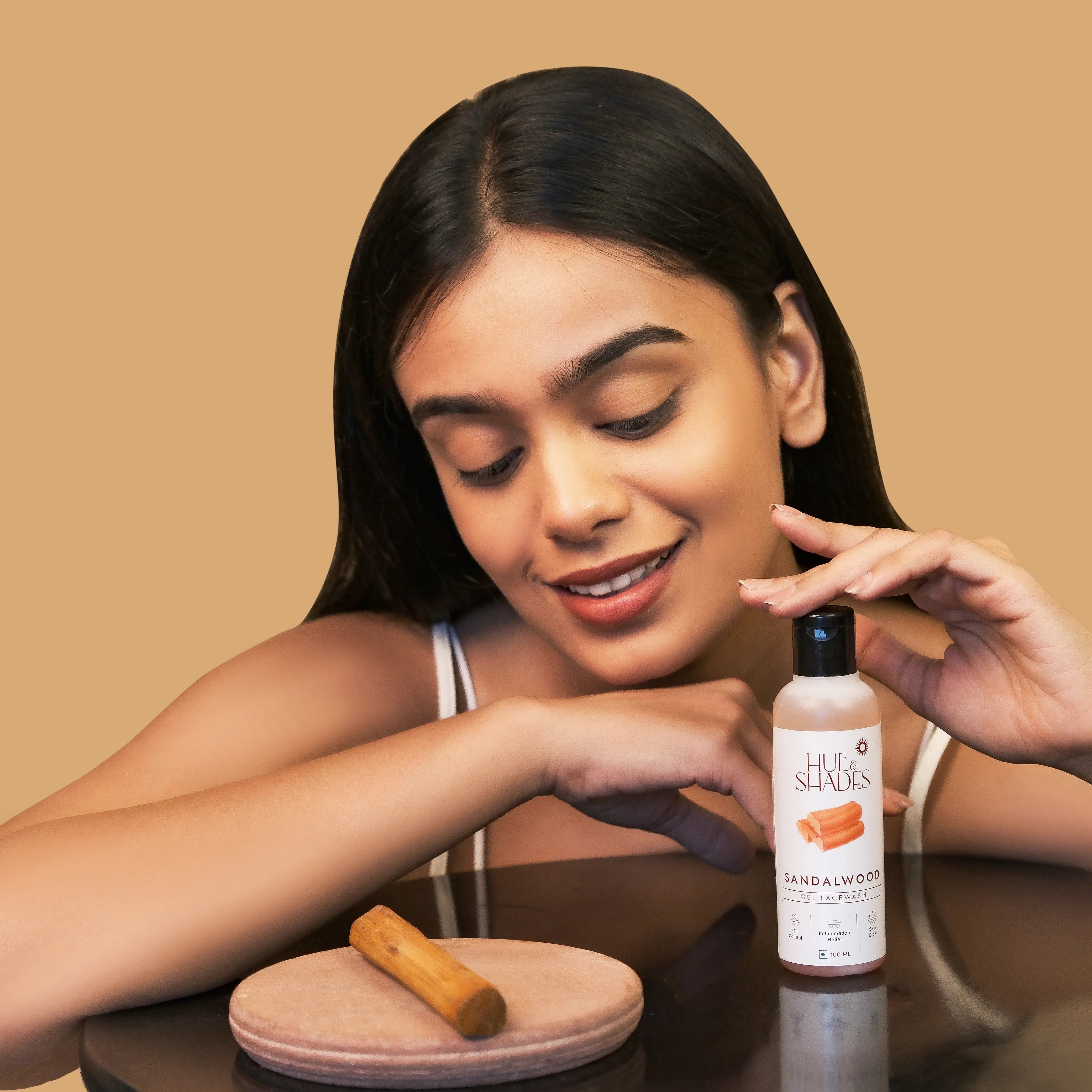 Organic Sandalwood Gel Facewash